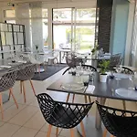Logis Restaurant Le Jardin Delice Hotel