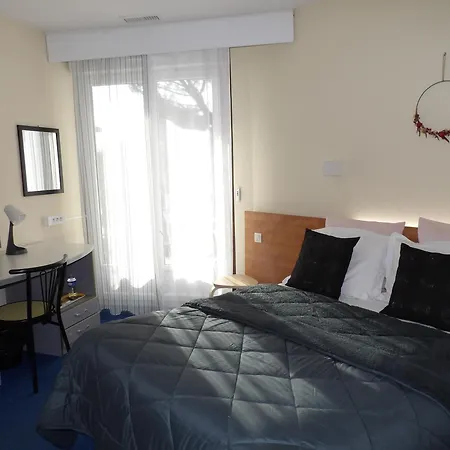 Hotel Logis Restaurant Le Jardin Delice