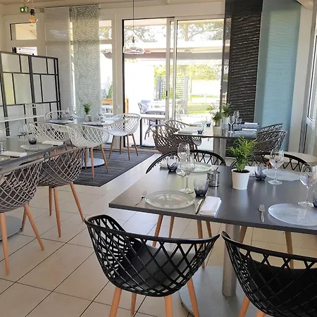 Logis Restaurant Le Jardin Delice Hotel